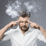 Homem estressado - demonstração do Brain Fog - LeciBrain - artigo EPA e DHA no combate ao Brain Fog